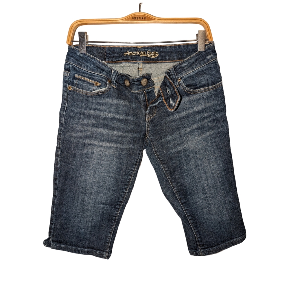 AE Jean Bermuda's